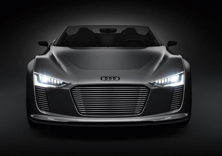  Audi e-Tron Detroit Showcar 2010 года  (фото 17 из 109)